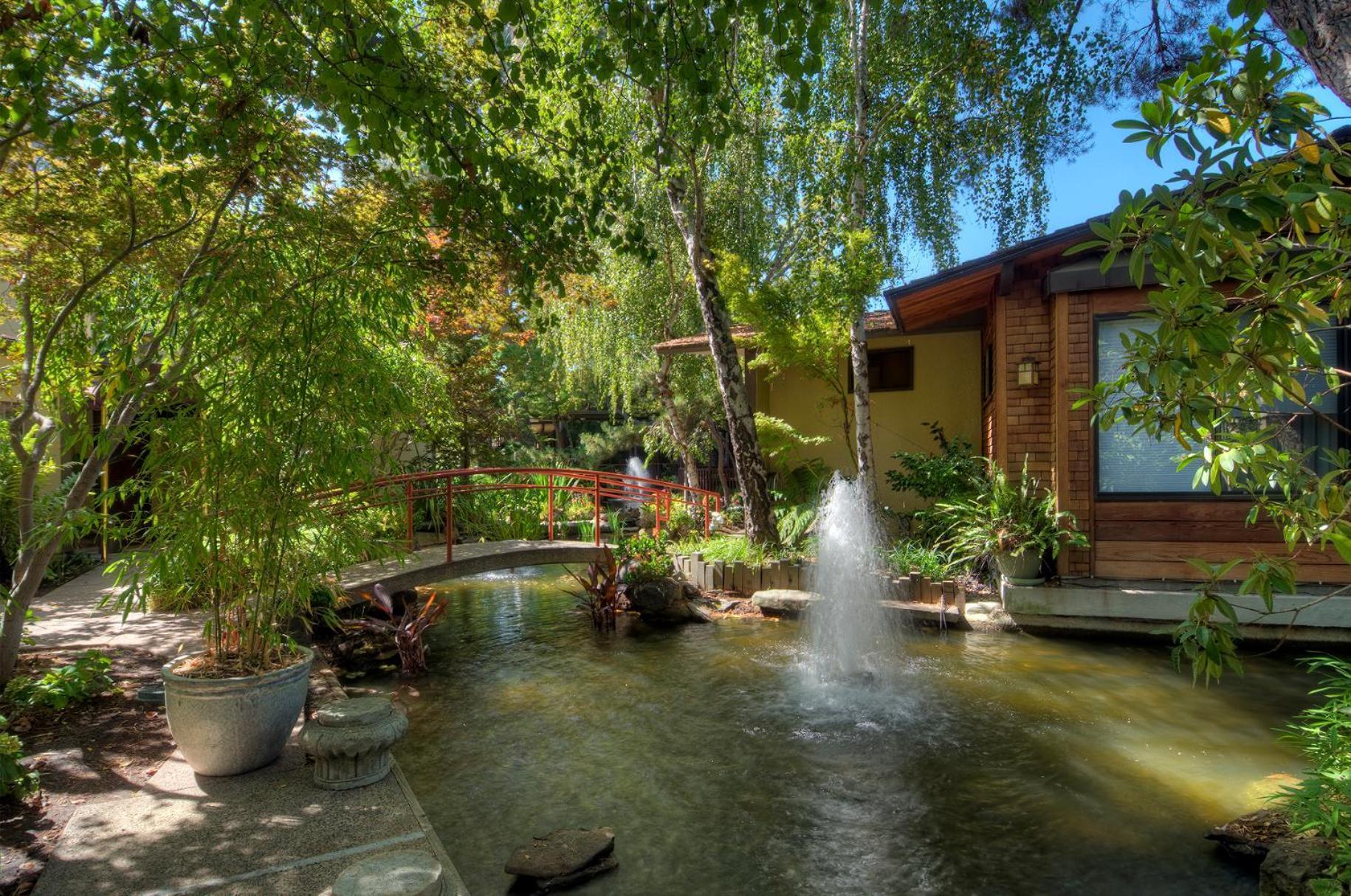 Dinah's Garden Hotel Palo Alto Bagian luar foto